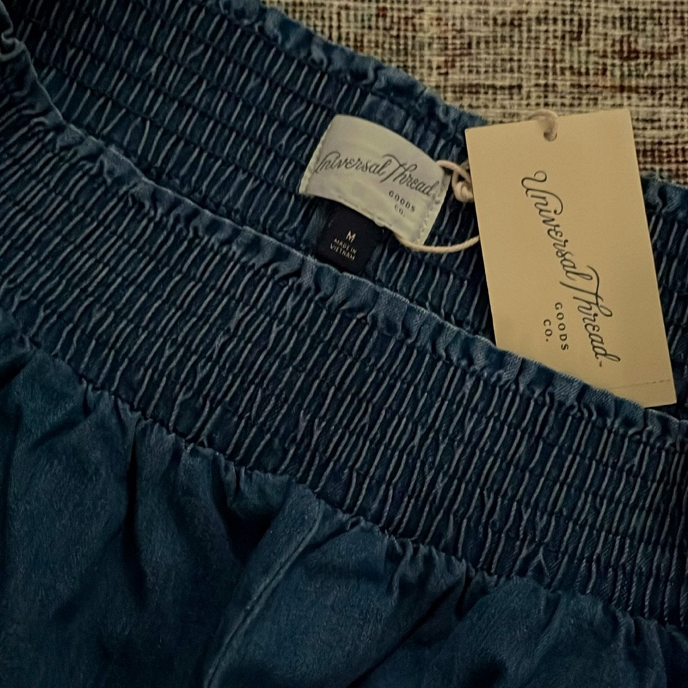 Universal Thread (Target) High Rise Pull-on Shorts - Picture 4 of 5